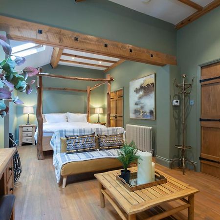 Stable Lodge - Boutique Bed & Breakfast Shurdington Esterno foto
