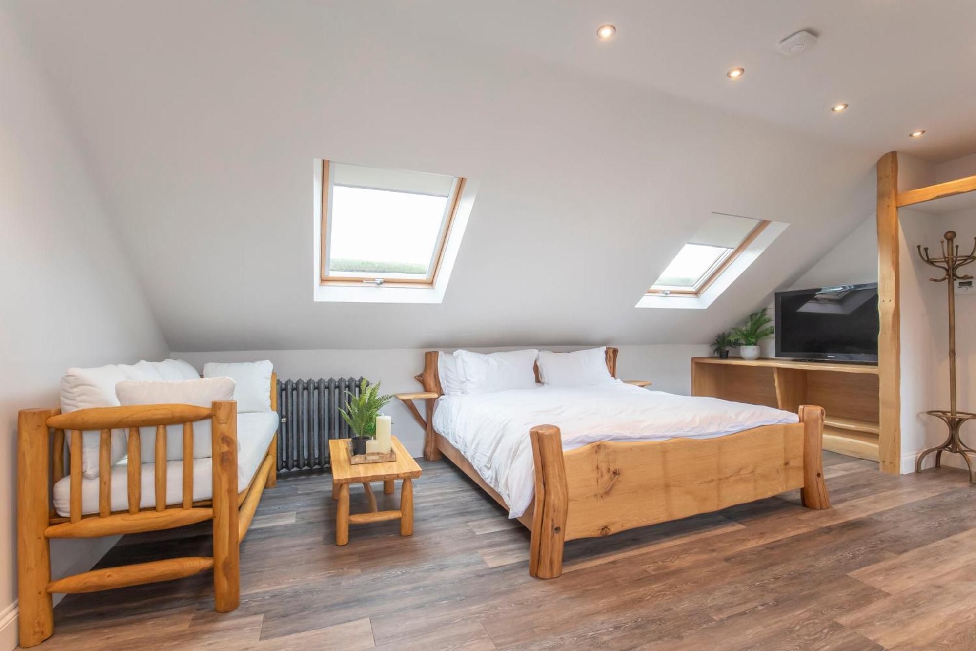 Stable Lodge - Boutique Bed & Breakfast Shurdington Esterno foto