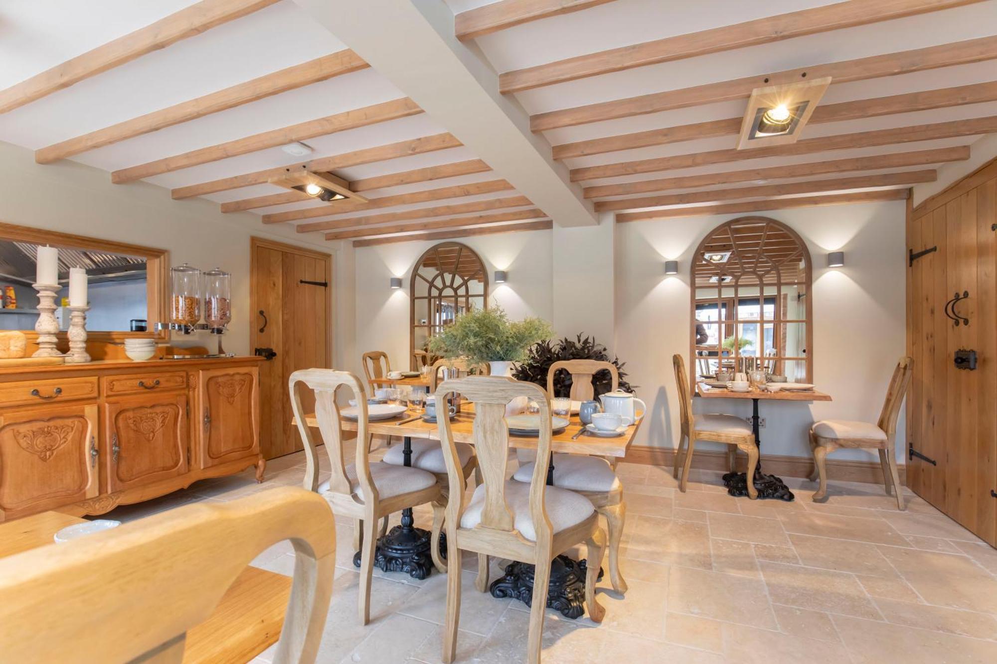 Stable Lodge - Boutique Bed & Breakfast Shurdington Esterno foto