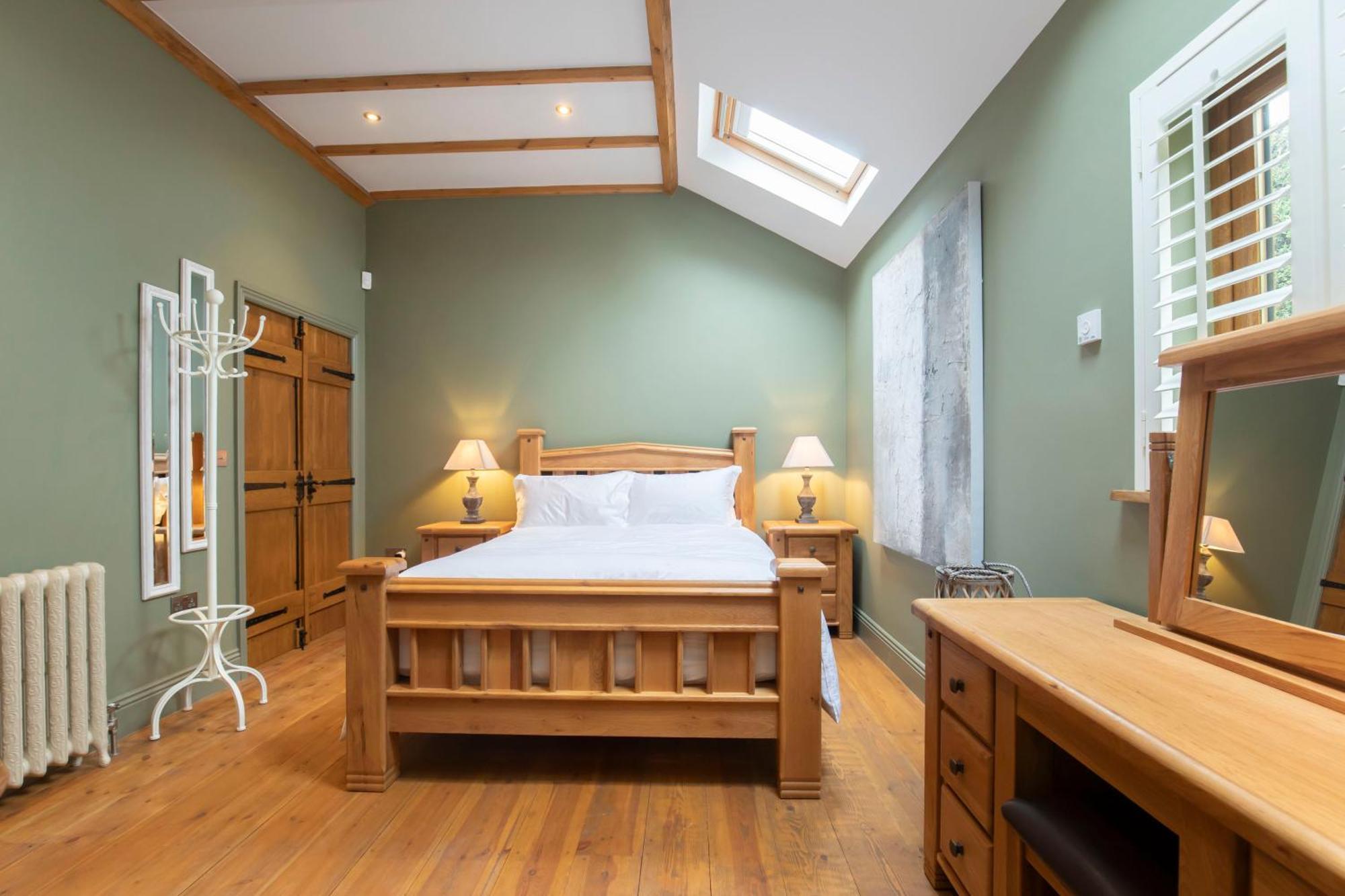 Stable Lodge - Boutique Bed & Breakfast Shurdington Esterno foto