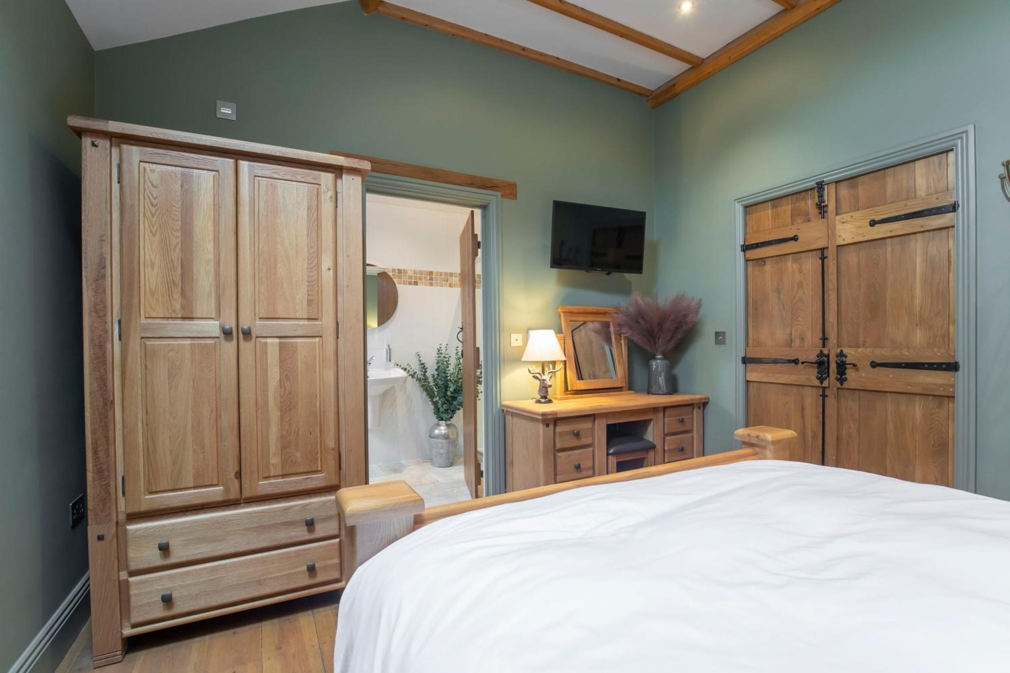Stable Lodge - Boutique Bed & Breakfast Shurdington Esterno foto